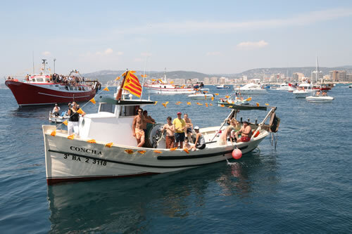 Barca engalanada