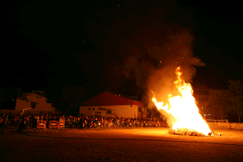 El fester i els bujots en flames