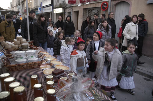 Els nens de l'Esbart a la comitiva