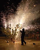 Correfoc amb al·lusions als ceps i la fil·loxera