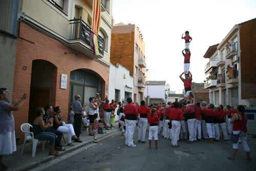 Pilar dels Minyons de l'Arboç durant el cercavila de diumenge