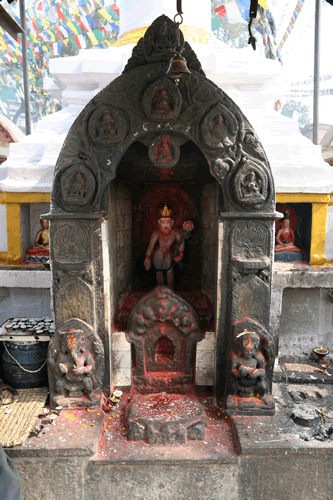 La Manjusri de Swayambhu és una figura d'uns cinquanta centímetres