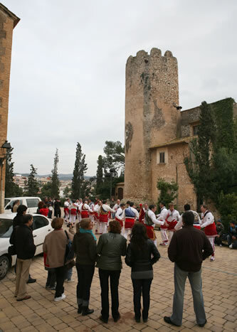 La primera ballada és a La Rectoria Vella, al Castell