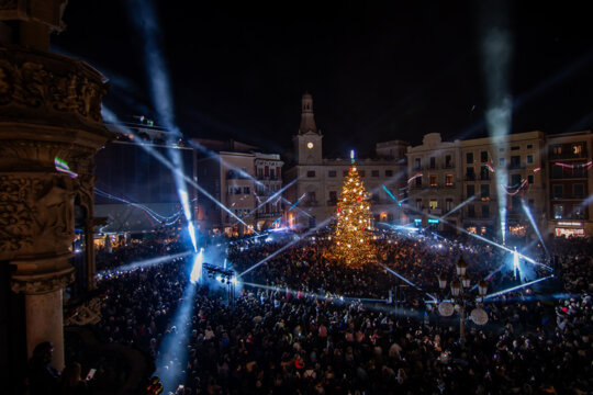 Espectacle d'encesa dels llums de Nadal. Foto: Ajuntament de Reus