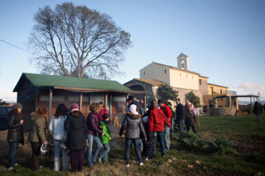 El fum perfuma tot l'ambient