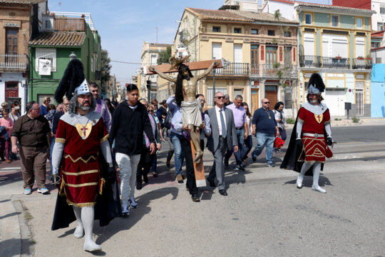 Soldats custiodiant un Crist a València