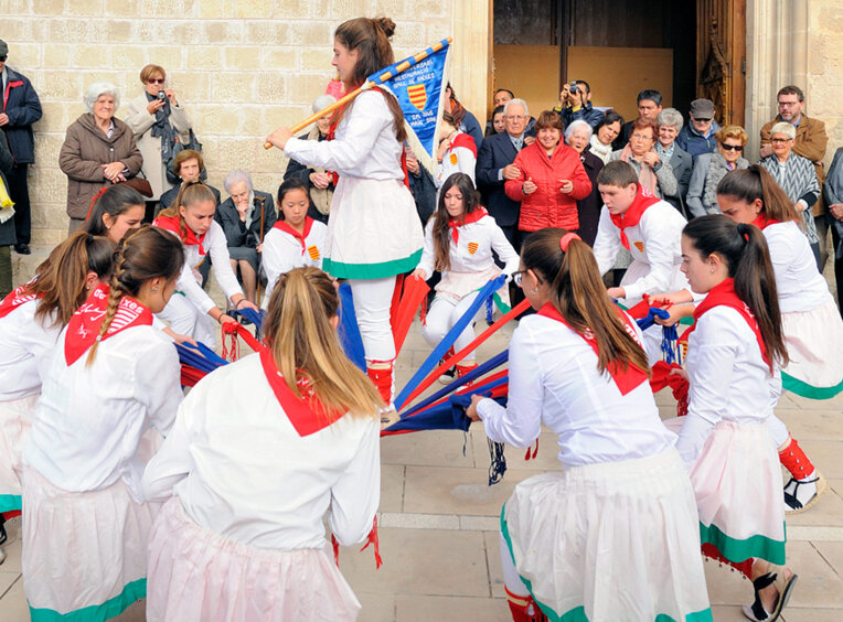Ball de faixes de Sant Martí de Tous