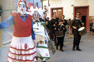 Amb la dolçaina i el tabalet