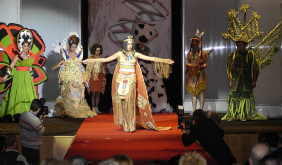 Concurs Nacional de Vestits de Paper de Mollerussa