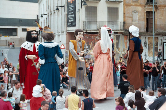 Les tres parelles de gegants d'Ontinyent