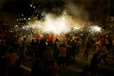 Envoltant els diables