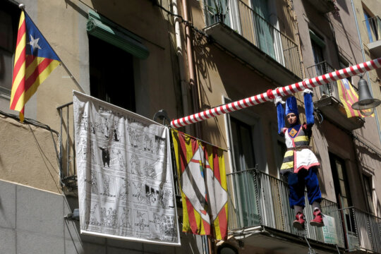 Balcó des d'on es fa giravoltar el ninot
