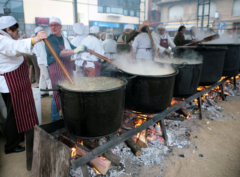 Dia de l'Escudella a Sant Feliu de Codines