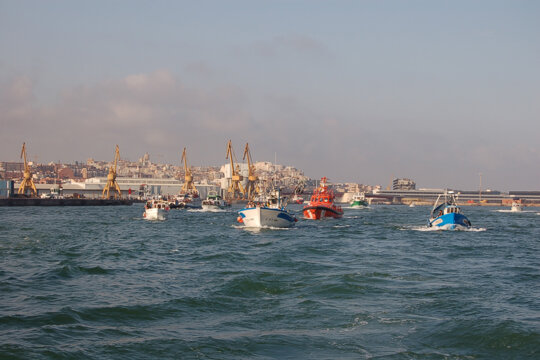 Les barques de la processó marítima