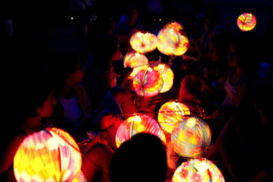 Els fanalets, de nit