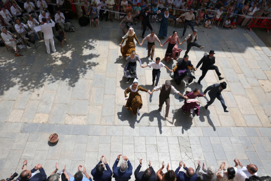 Balladors, cobla i polítics