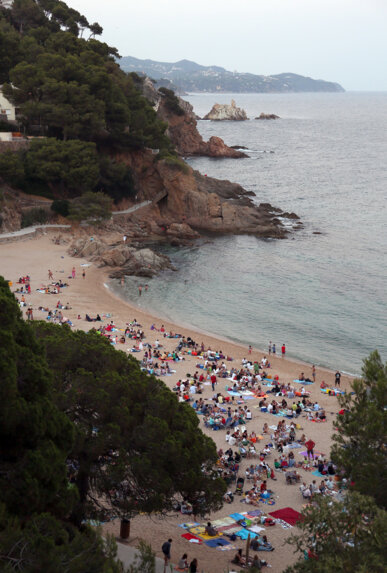 Aplec de l'Amor a Cala Bona