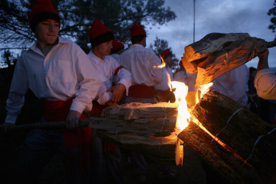 Encenent la falla