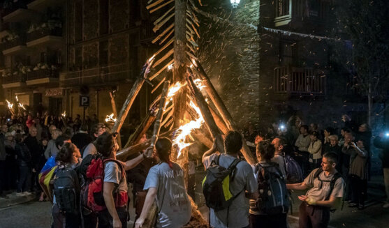 Festa Major i Falles a Alins. Foto: Oscar Rodbag