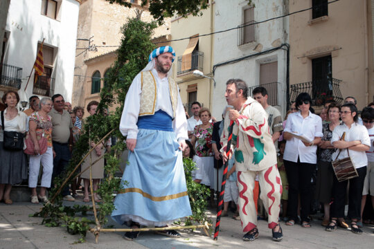 La santa i un dels diables (2008). Foto: Manel Carrera