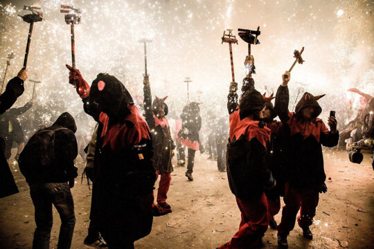 Correfoc Sarrià en Flames. Foto: Diablesses i diables de Sarrià