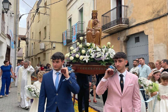 Processó amb la Mare de Déu