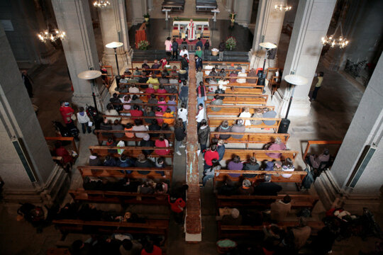 Benedicció del coc a l'església
