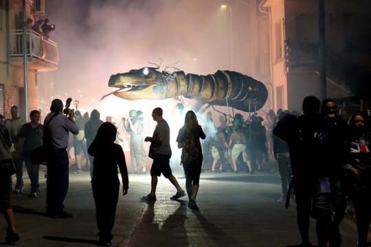 El serpent pels carrers