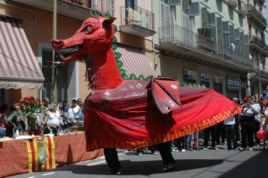 L'Estarrufat, drac del Poble Nou