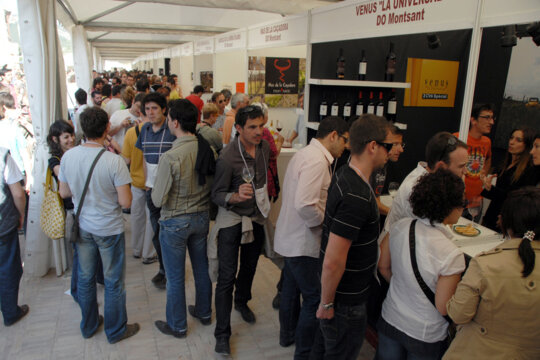 Degustació de vi en una parada