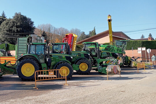 Tractors en exposició i venda