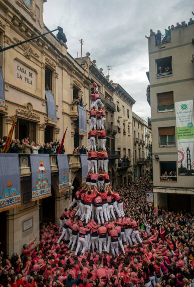 Quatre de deu amb folre i manilles de la Colla Vella. Foto: Manel R.Granell