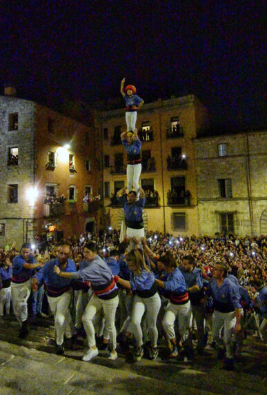 Pilar caminat per les escales de la Catedral