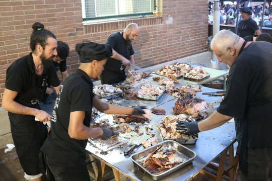 Preparant un àpat