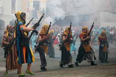 Les tropes mores assalten el castell