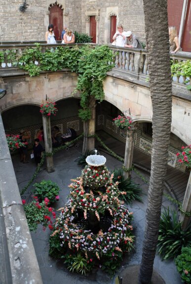 L'Ou com Balla a la Casa de l'Ardiaca de Barcelona