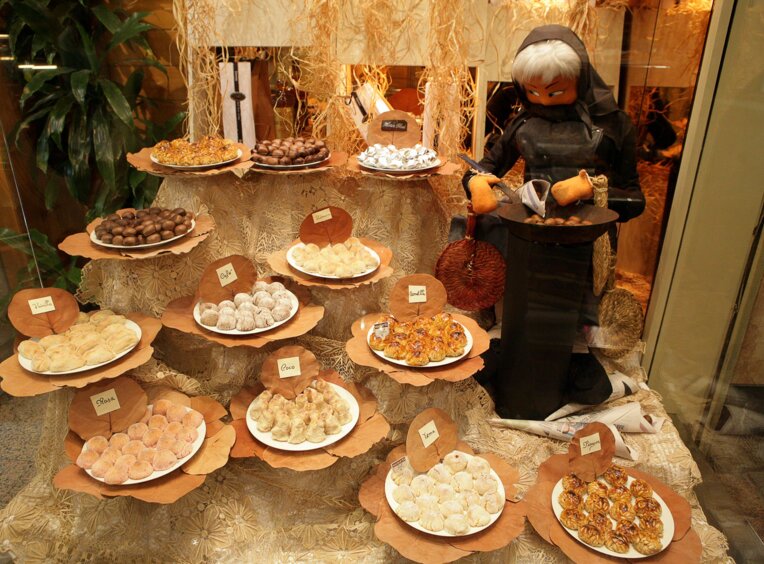 Panellets de tots els gustos. Foto: Manel Carrera