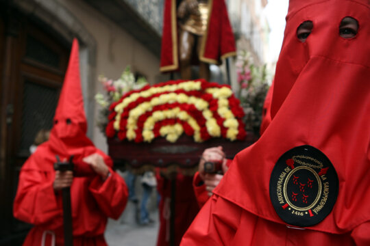 Els encaperutxats