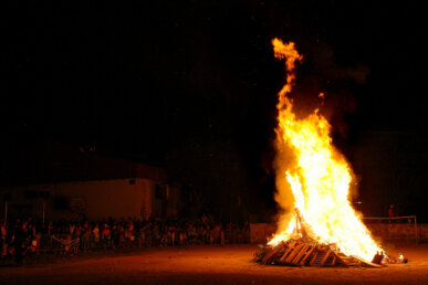 El fester i els bujots en flames