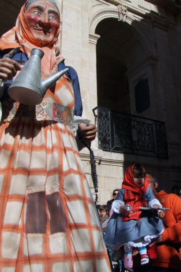 La geganta s'Àvia Corema