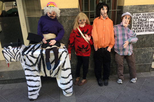 Velles al mig del carrer