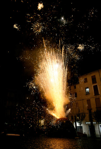 L'erupció va creixent